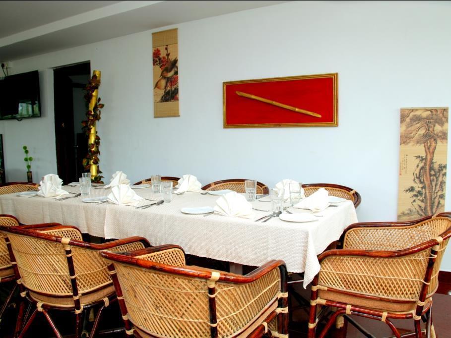 Aquarock Hotel Kazhakuttam ภายนอก รูปภาพ